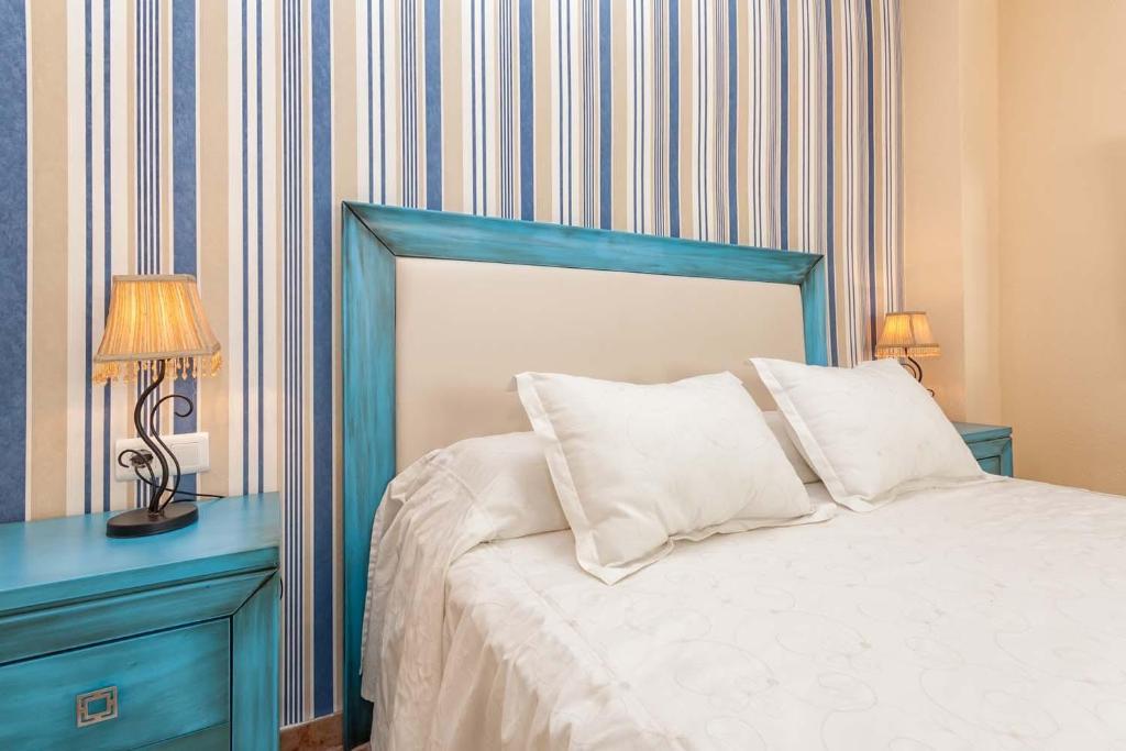 Tweepersoonskamer met Woonkamer