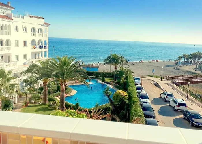 Perros hoteles StarNerja En Stella Maris