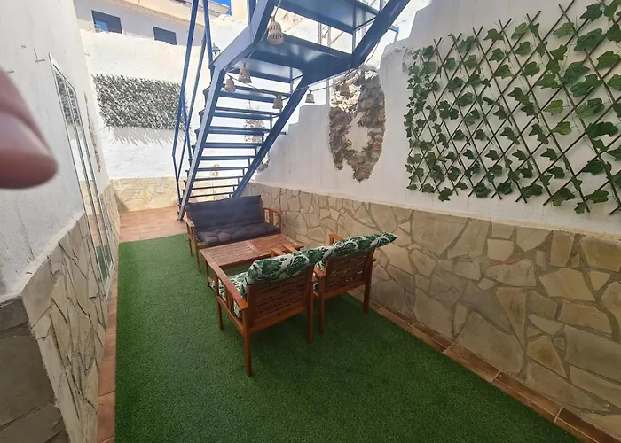 Hotel cerca del colegio: Pintada Rooms